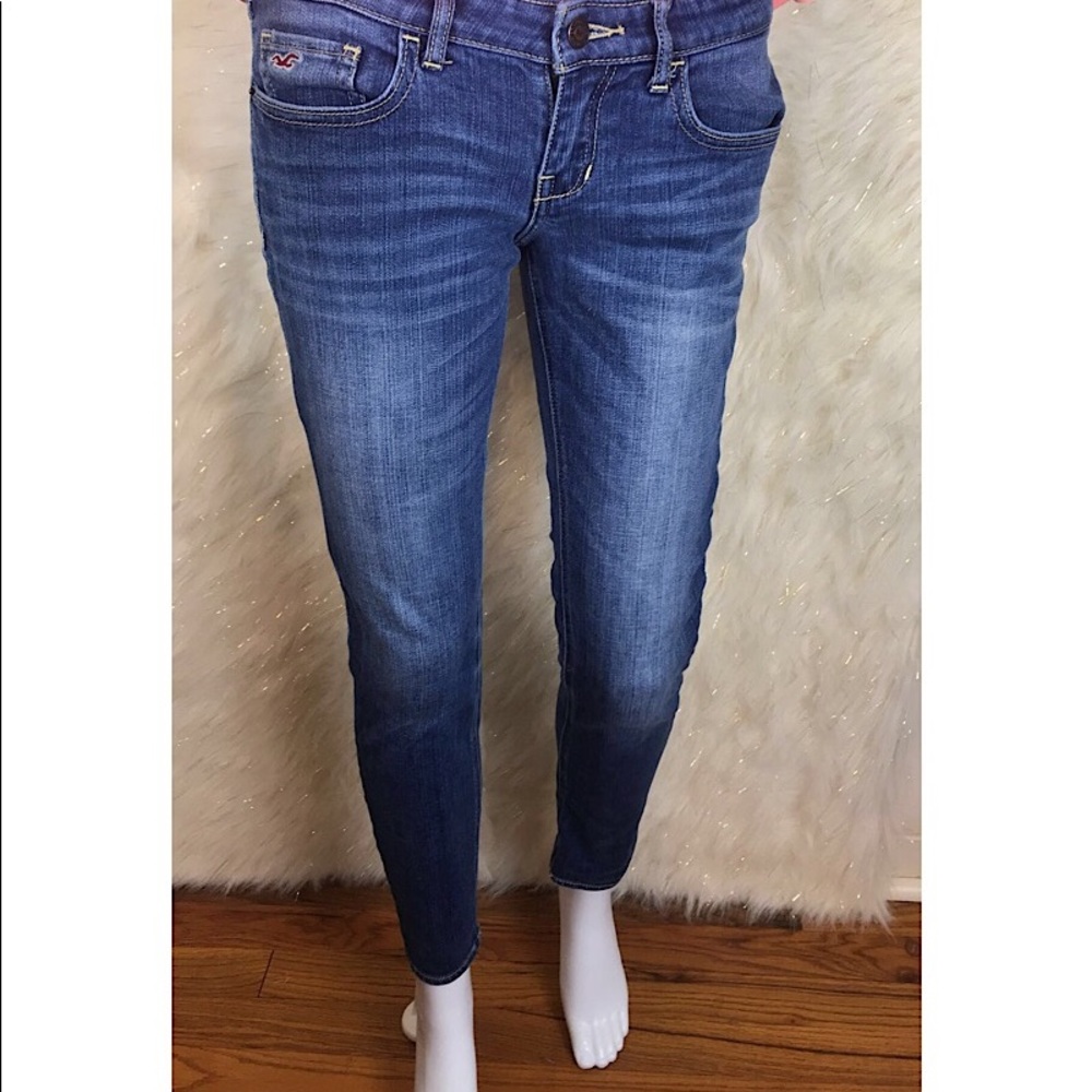 Women’s skinny jeans size 3 short